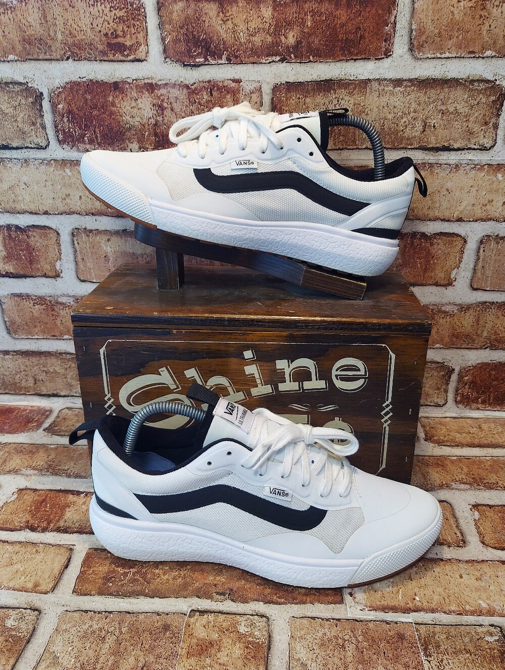 Pre-owned Vans Ultrarange Exo